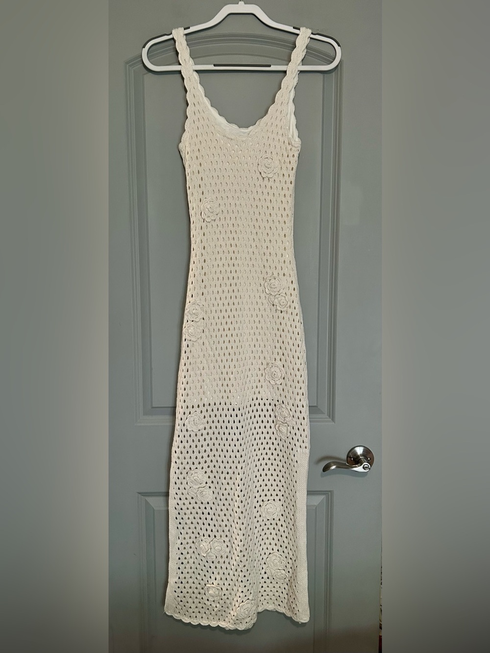 NWT Saltwater LUXE Cream Crochet Floral Appliqué Maxi Dress Size Small - Picture 6 of 6